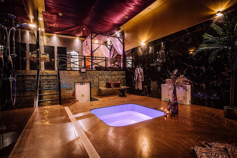 Amara Spa privé spa met zwembad en sauna - Hoofdfoto