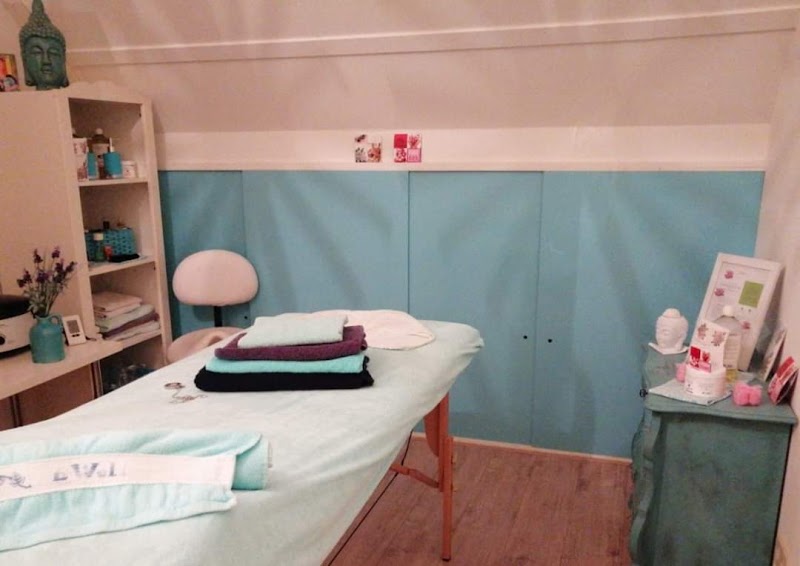 B-Well Voetreflex-en Wellnessmassages - Hoofdfoto