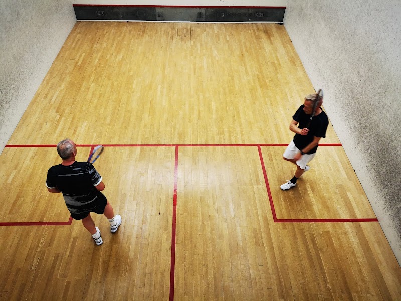 Squash en Golf Centrum Hoogezand & Ettan Sport - Hoofdfoto